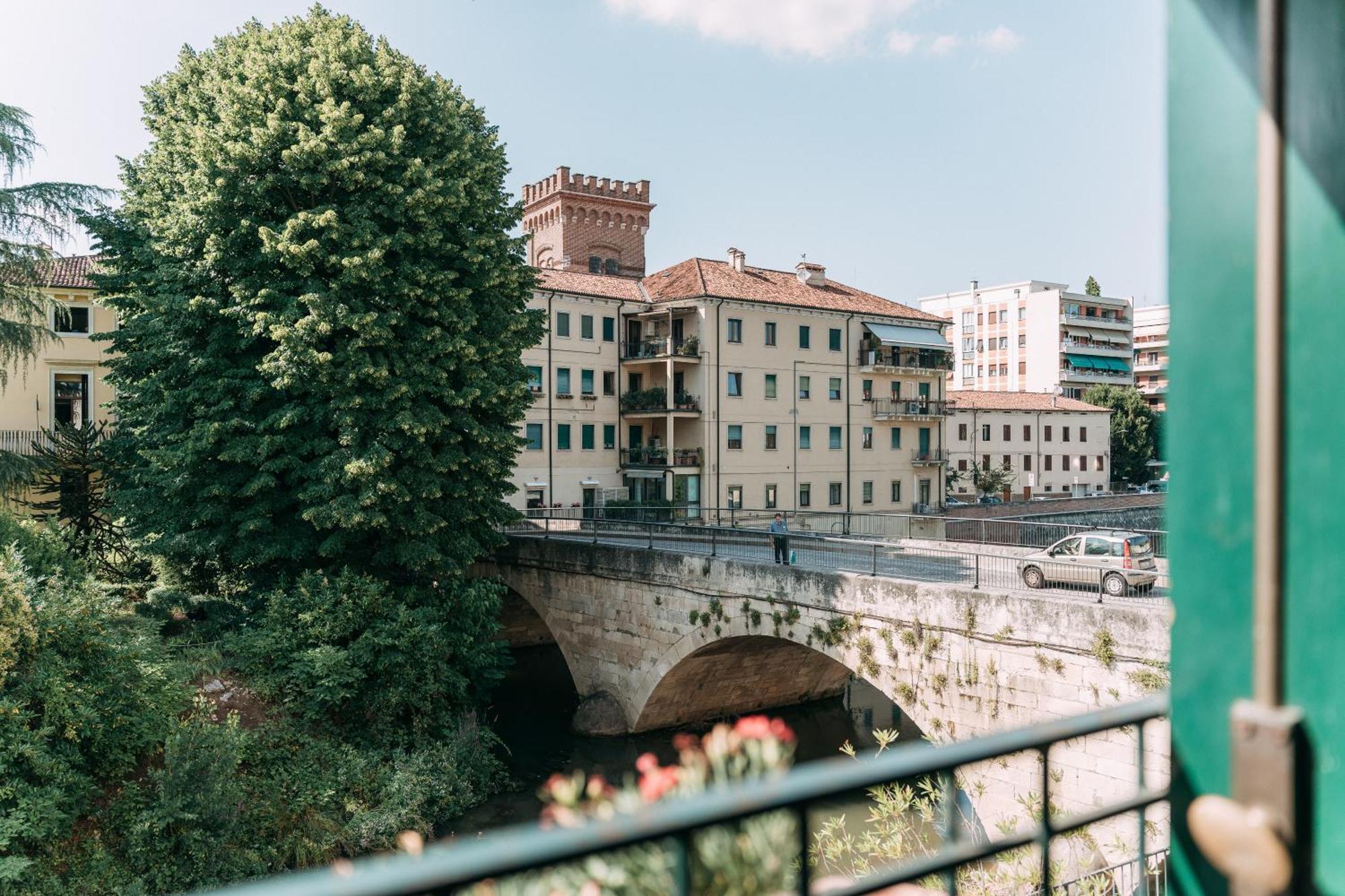 Palladio Apartment - Vista Fiume, In Centro Con Garage ヴィチェンツァ エクステリア 写真
